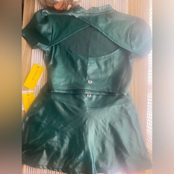 Eleven by Venus Williams 2-piece set of top and skirt with integrated shorts XS - Picture 2 of 15